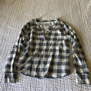 Cuddl duds henley size large
